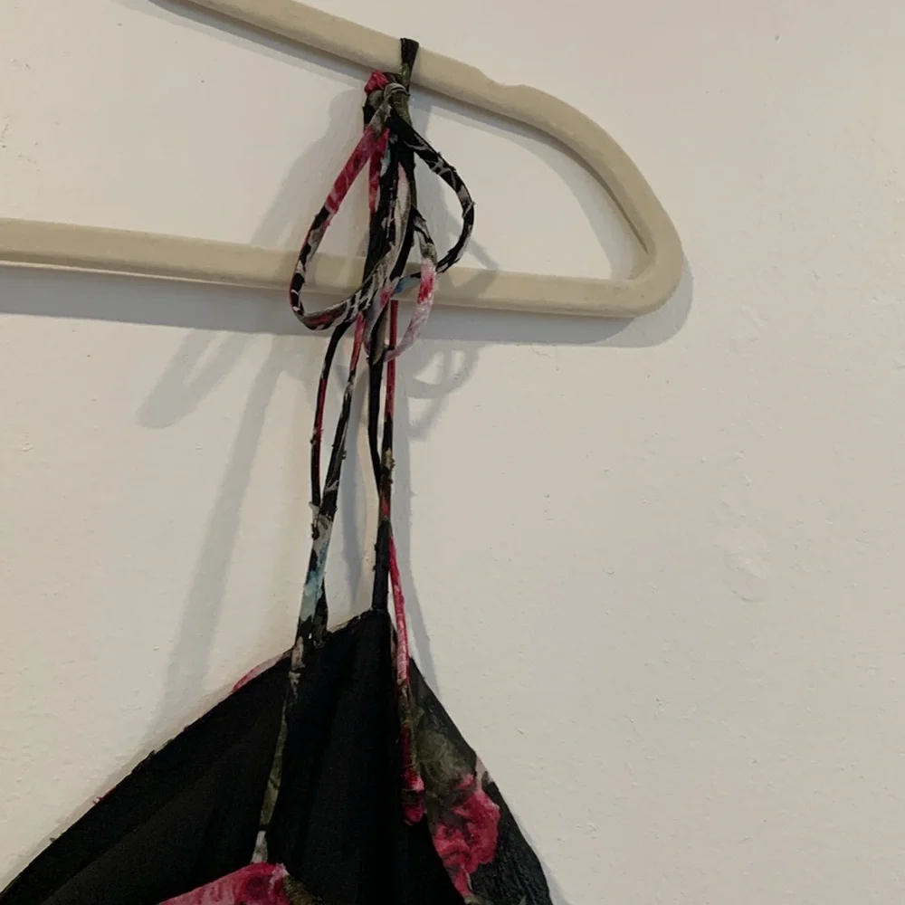 ACOA Black Floral Dress with Ruffles and Layers - Size XL - Picture 14 of 15